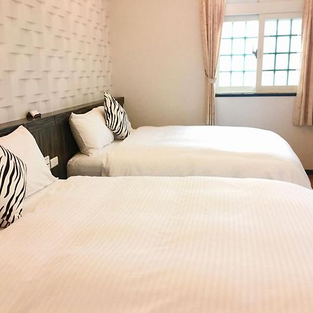 Honey House Apartment Luodong Bagian luar foto