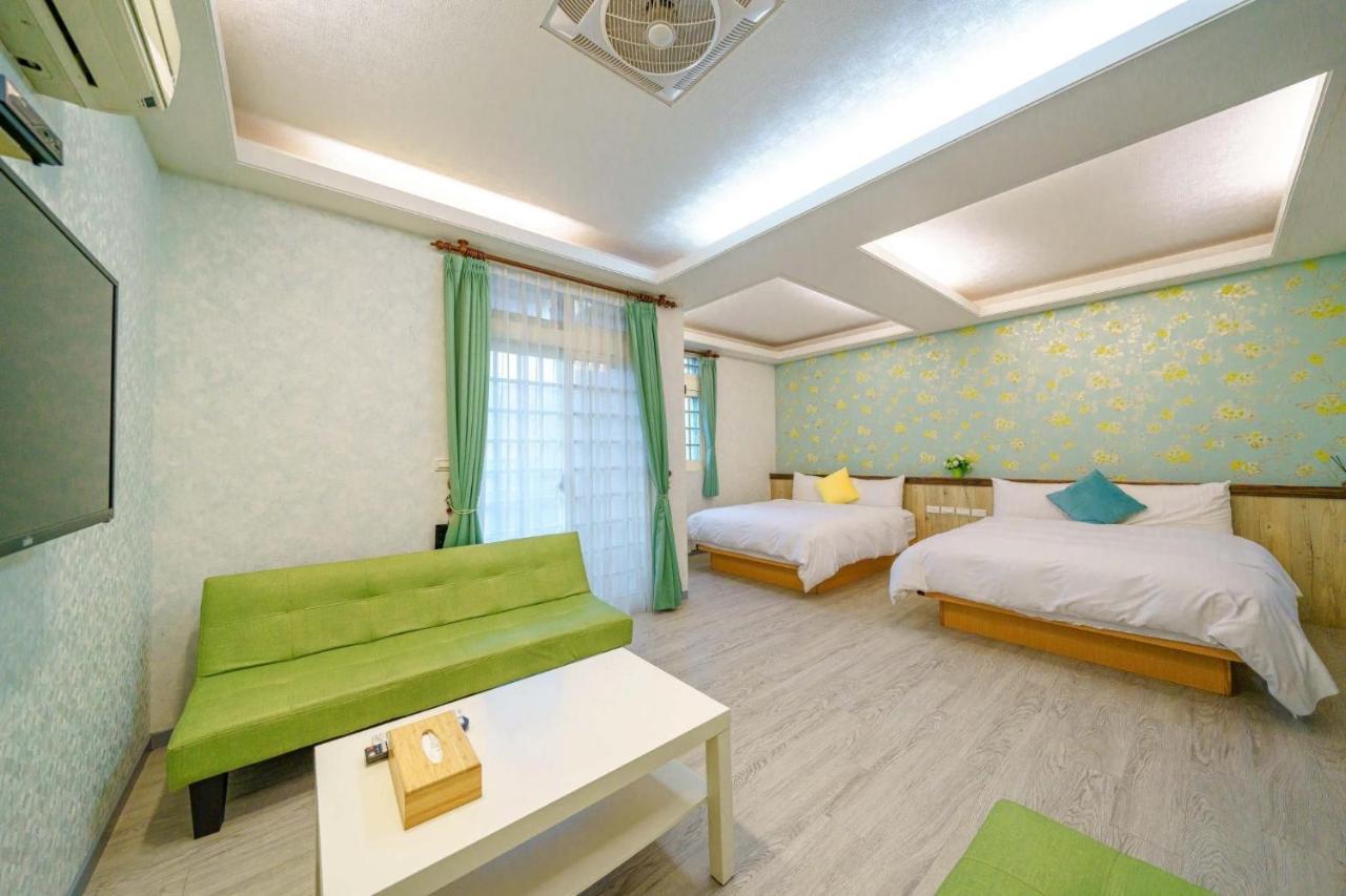 Honey House Apartment Luodong Bagian luar foto