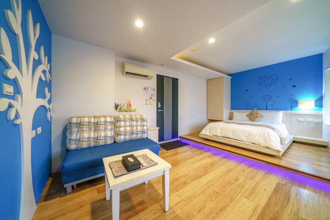 Honey House Apartment Luodong Bagian luar foto