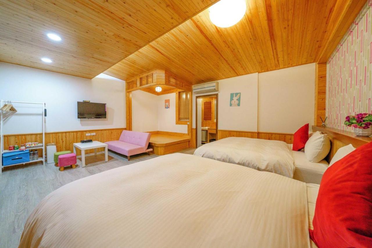 Honey House Apartment Luodong Bagian luar foto