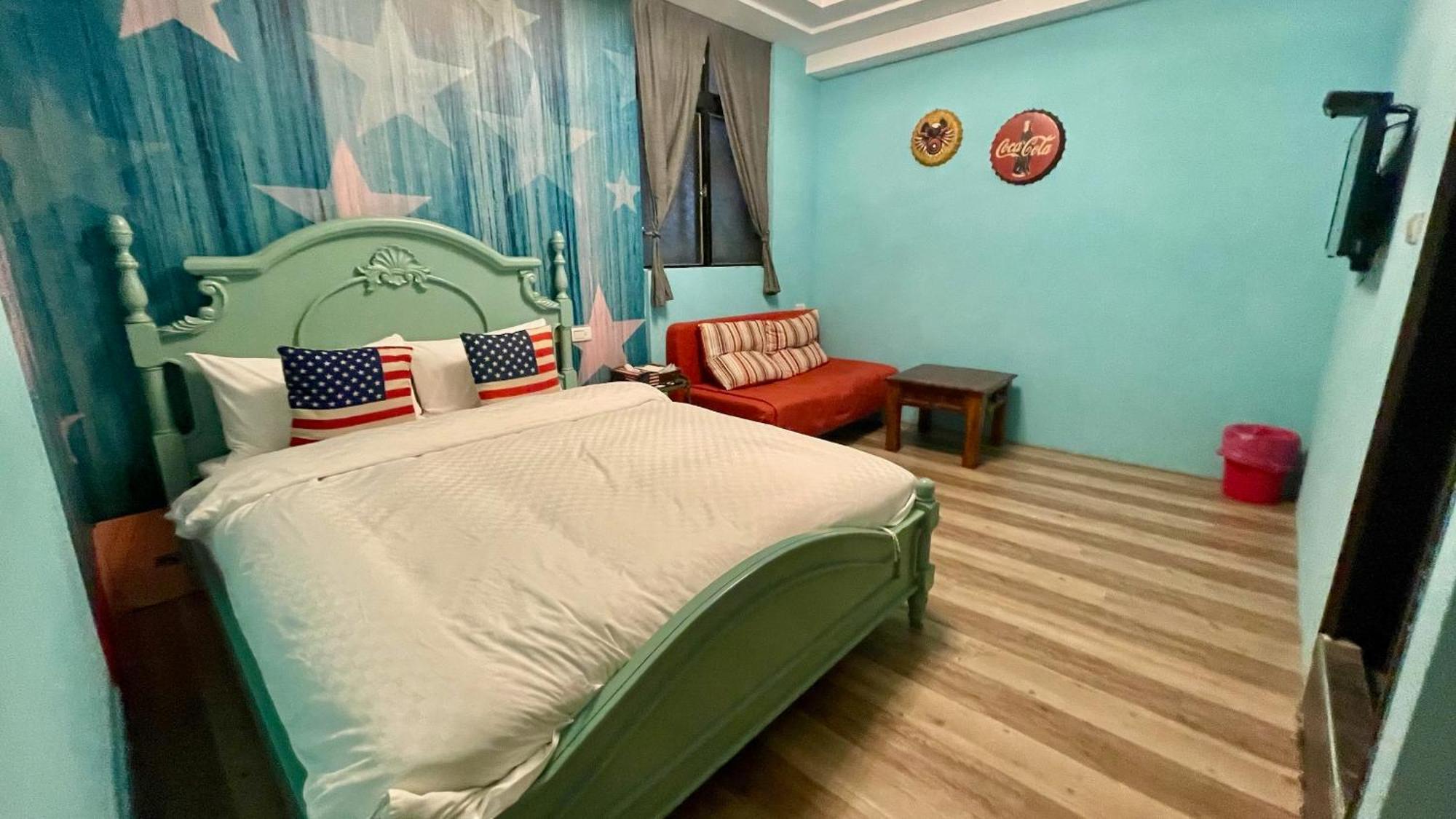 Honey House Apartment Luodong Bagian luar foto