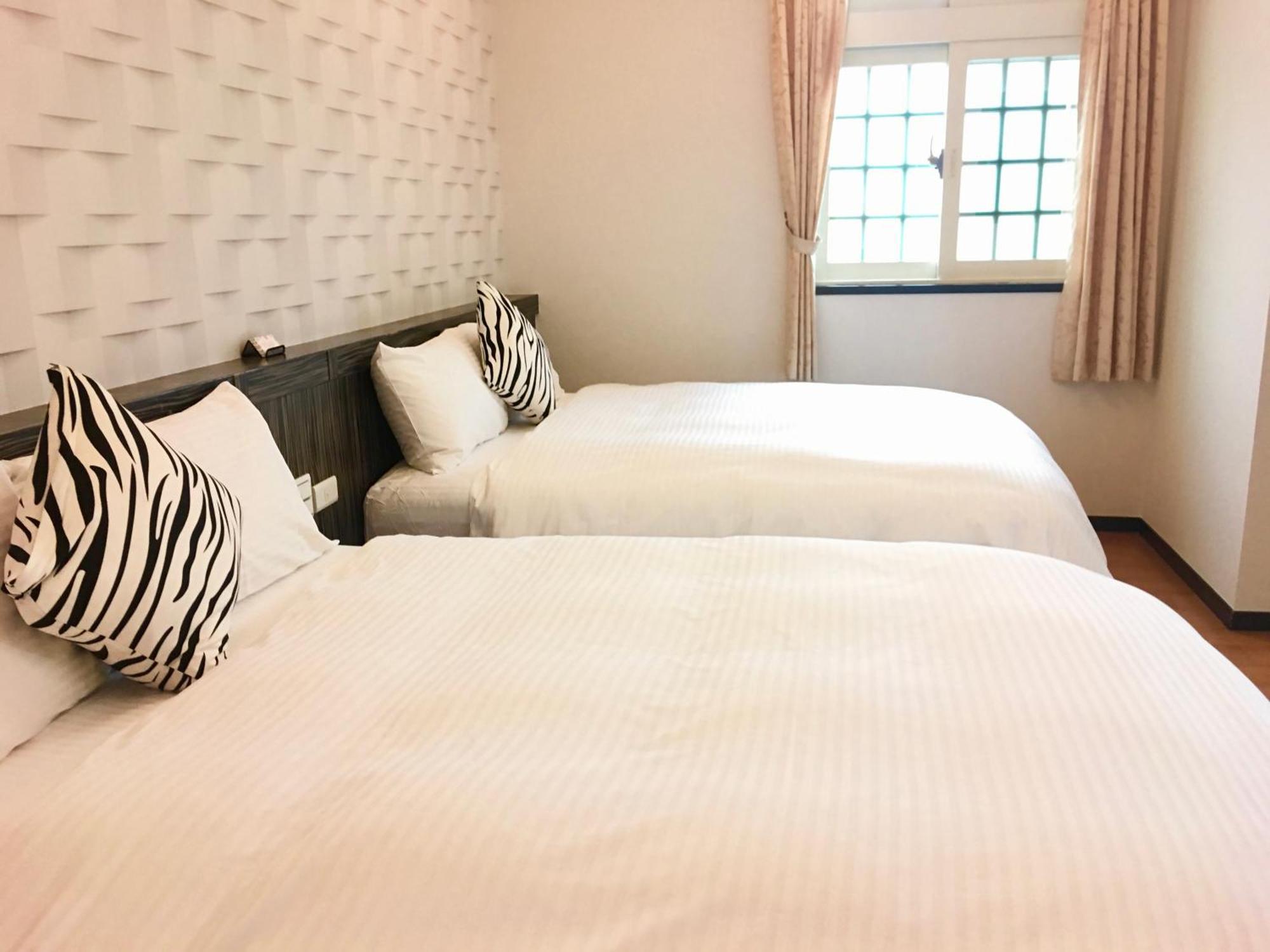 Honey House Apartment Luodong Bagian luar foto