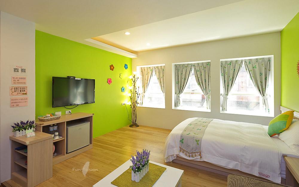 Honey House Apartment Luodong Bagian luar foto
