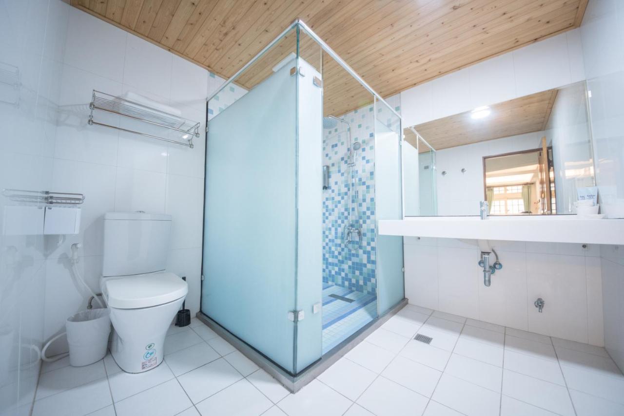 Honey House Apartment Luodong Bagian luar foto